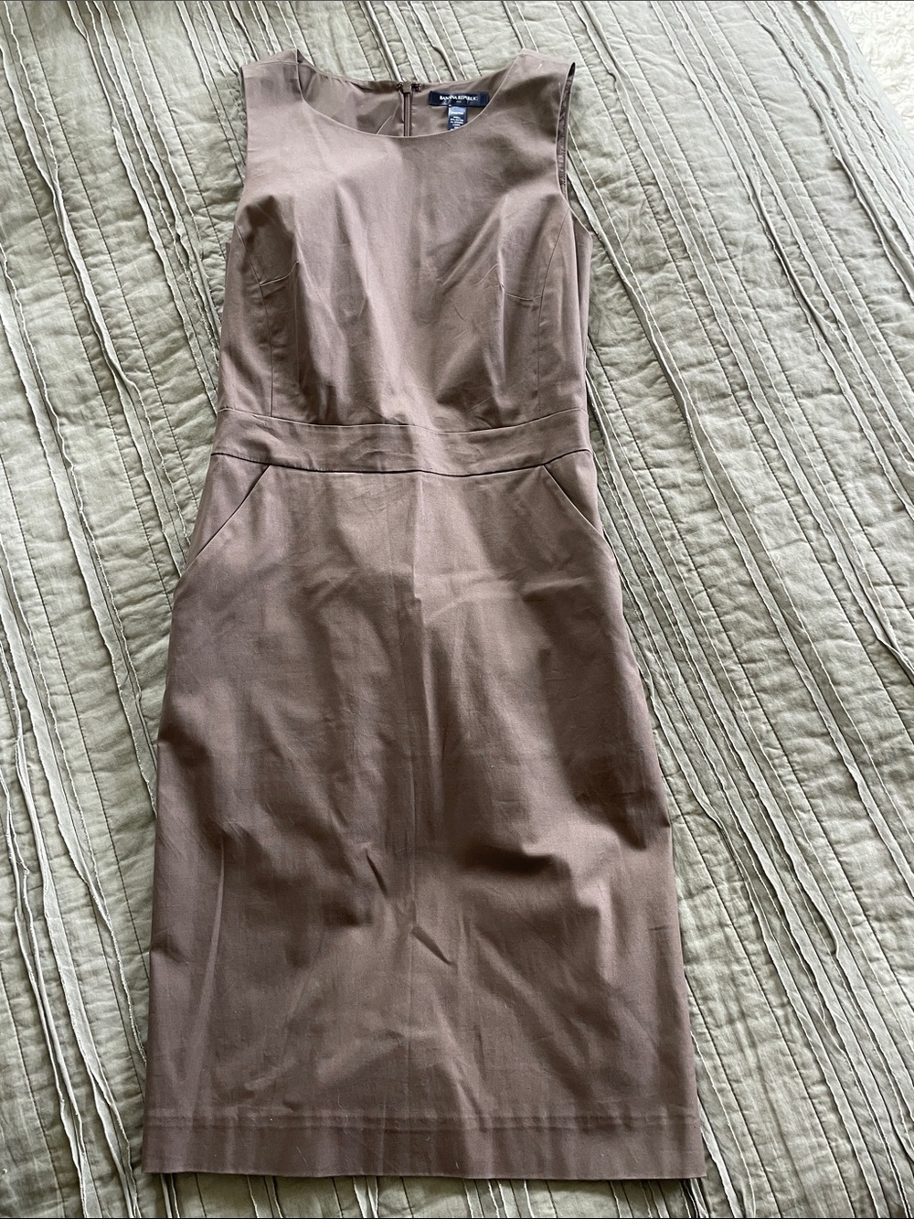 Banana Republic Sleeveless Midi Sheath Dress in Taupe